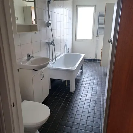 Rent this 3 bed apartment on Hammarvägen 1 in 863 32 Sundsvall, Sweden