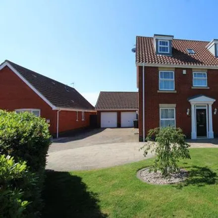 Buy this 5 bed house on Jenner Road in Gorleston-on-Sea, NR31 7RJ