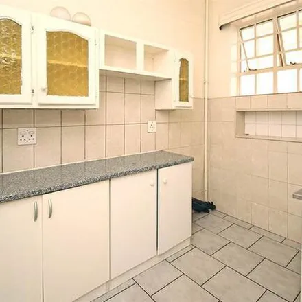 Image 6 - Joel Road, Berea, Johannesburg, 2001, South Africa - Apartment for rent