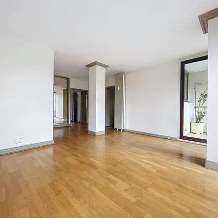 Rent this 3 bed apartment on 1 Avenue André Morizet in 92100 Boulogne-Billancourt, France