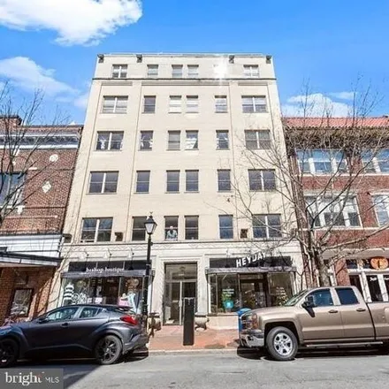 Rent this 1 bed condo on 815 King St Apt 4e in Alexandria, Virginia
