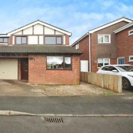 Buy this 4 bed house on Skelwith Rise in Horeston Grange, CV11 6JP