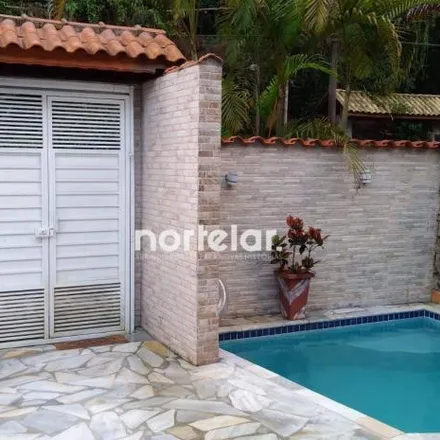 Buy this 3 bed house on Rua Uchoa in Caieiras, Caieiras - SP