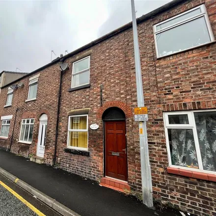 Rent this 2 bed house on Park Lane Opticians in Park Lane, Macclesfield