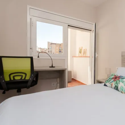 Rent this 7 bed room on Carrer de Cerdanyola in 32, 08028 Barcelona