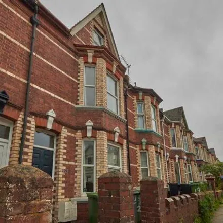 Rent this 7 bed townhouse on 22 Monks Road in Exeter, EX4 7AZ