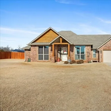 Buy this 3 bed house on 18498 Johnson Avenue in McClain County, OK 73080