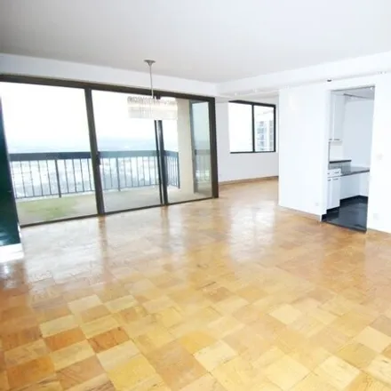 Image 4 - North Shore Towers Building 2, 73rd Avenue, New York, NY 11004, USA - Apartment for sale