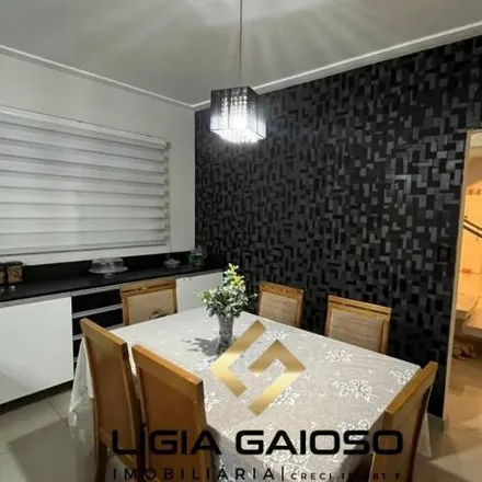 Buy this 3 bed house on Rua Geraldo Soares Cordeiro in Residencial de Ville, São José dos Campos - SP