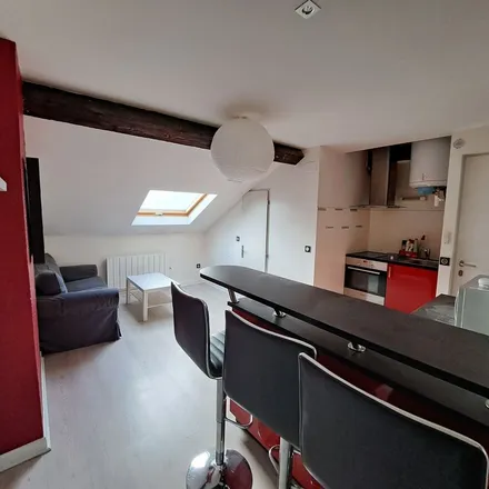 Rent this 2 bed apartment on 15 Rue Saint-Jean in 54100 Nancy, France