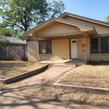 Rent this 2 bed house on 259 Ross Avenue in Abilene, TX 79605