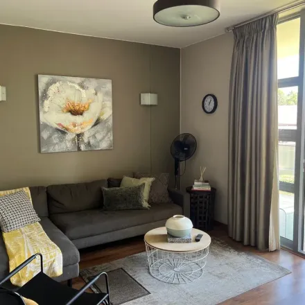 Image 5 - Oxford Road, Riviera, Rosebank, 2041, South Africa - Apartment for rent