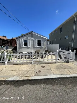 Rent this 2 bed apartment on 328 Sumner Avenue in Seaside Heights, NJ 08751