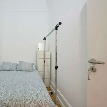 Rent this 3 bed room on Rua Sampaio e Pina in 1070-241 Lisbon, Portugal