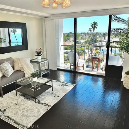 Image 8 - The Versailles, 2601 East Ocean Boulevard, Long Beach, CA 90803, USA - Apartment for rent
