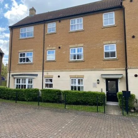 Rent this 2 bed apartment on 13 Swallow Close in Longstanton, CB24 3EU