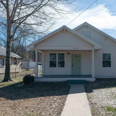 Buy this 3 bed house on 937 14th Avenue North in Clanton, Chilton County