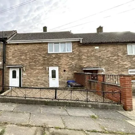 Buy this 2 bed townhouse on Hollybank Drive in Sheffield, S12 2BT
