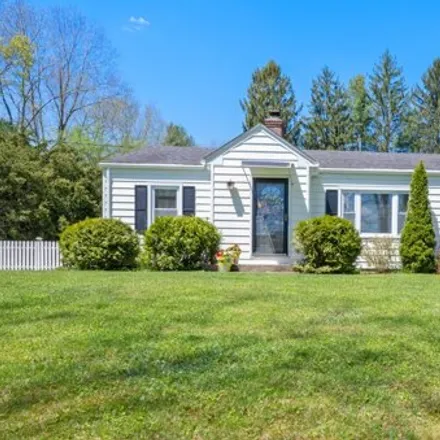 Buy this 3 bed house on 292 Miller Road in Preston, Southeastern Connecticut Planning Region