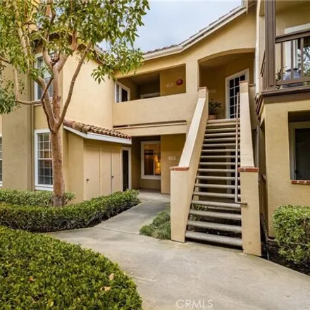 Buy this 2 bed condo on unnamed road in Tustin, CA 92602