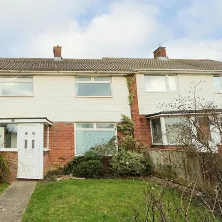 Rent this 4 bed house on 24 St Lucia Crescent in Bristol, BS7 0XR