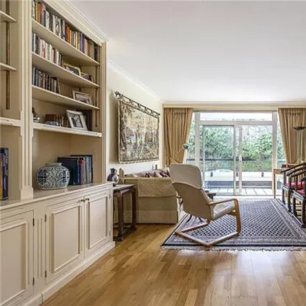 Image 5 - Waterford House, Kensington Park Road, London, W11 2PJ, United Kingdom - Apartment for sale