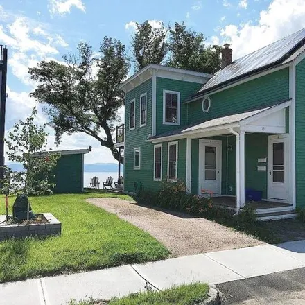 Buy this studio house on 13 Lakeview Terrace in Burlington, VT 05401