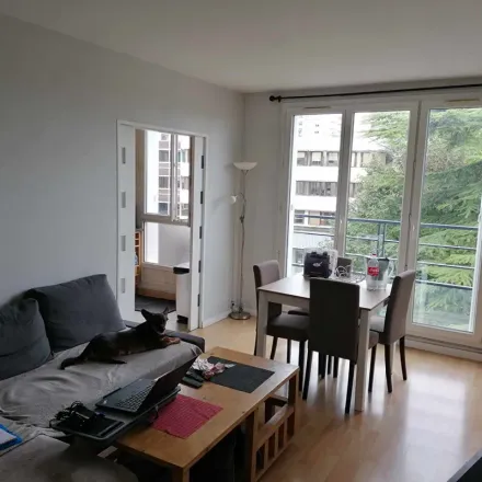 Rent this 3 bed apartment on 120 Boulevard de la République in 78400 Chatou, France