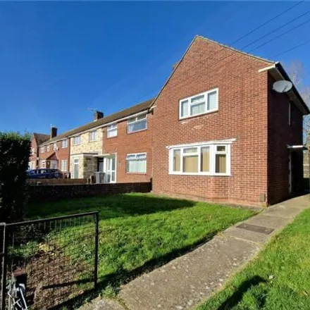 Buy this 2 bed duplex on Billy Lawn Avenue in Havant, PO9 5HL