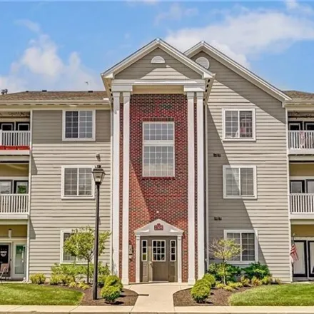 Buy this 2 bed condo on 2295 in 2305 Pinnacle Court, Fairborn