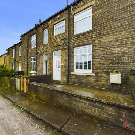 Buy this 2 bed townhouse on Littlemoor in Queensbury, BD13 1DB