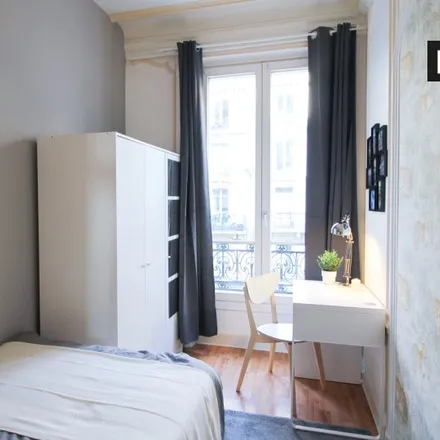 Rent this 5 bed room on 230 Rue du Faubourg Saint-Denis in 75010 Paris, France