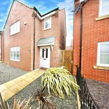 Buy this 3 bed house on Holland Park in Richmond Lane, Hull