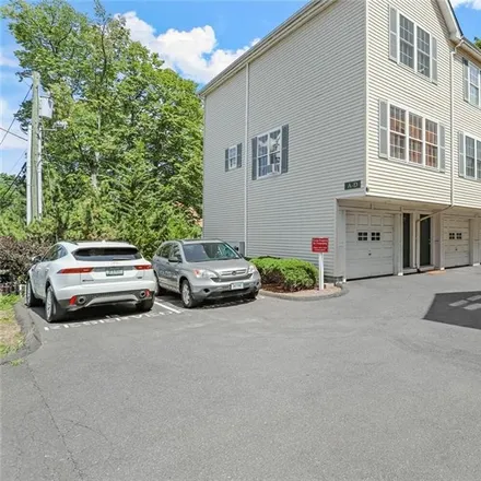 Buy this 2 bed condo on 19 Lindale Street in Glenbrook, Stamford