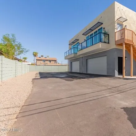 Buy this studio house on 1106 West Vogel Avenue in Phoenix, AZ 85021