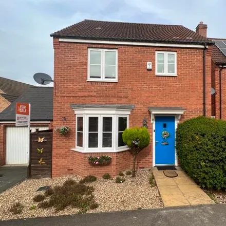 Buy this 3 bed house on Bluebell Walk in Witham St Hughs, LN6 9WN