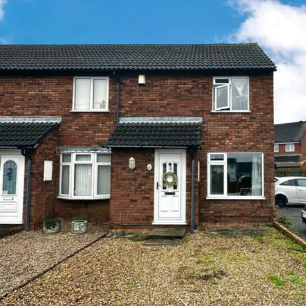 Buy this 2 bed townhouse on Christopher Drive in Leicester, LE4 9FX