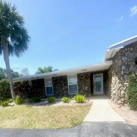 Image 4 - 1796 Northwest 105th Avenue, Pembroke Pines, FL 33026, USA - House for rent