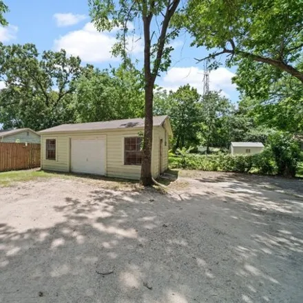 Image 5 - 501 Creechville Rd, Ennis, Texas, 75119 - House for sale