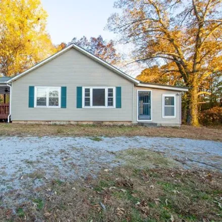 Buy this 3 bed house on Lowery Road in Medon, Madison County