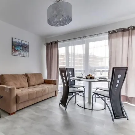 Rent this 2 bed apartment on 27 Avenue Lacassagne in 69003 Lyon, France