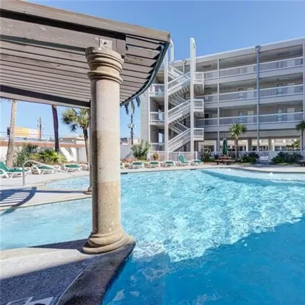 Buy this 1 bed condo on Casa Del Mar Beachfront Suites in 6102 Seawall Boulevard, Galveston
