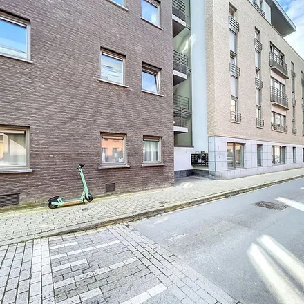 Rent this 2 bed apartment on Rue de la Pépinière 59 in 5000 Namur, Belgium