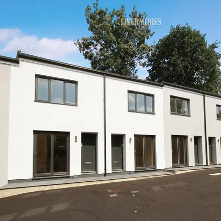 Rent this 1 bed townhouse on Rectory Close in London, DA1 4RP