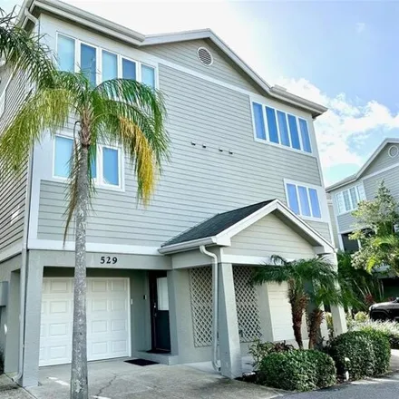 Rent this 2 bed townhouse on unnamed road in Longboat Key, Manatee County