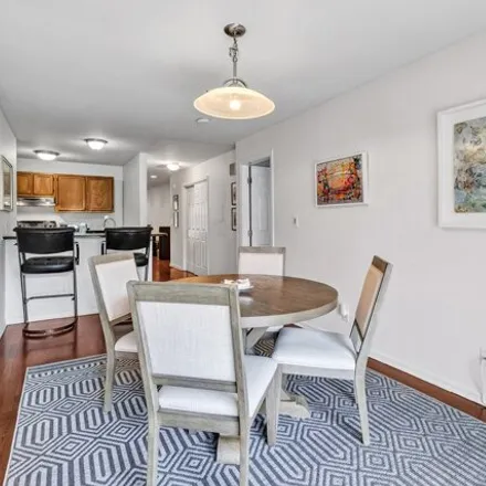 Image 7 - 170 Forest Street, Northfield, Stamford, CT 06901, USA - Condo for sale