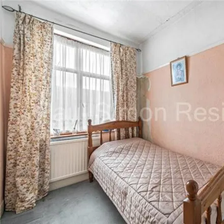 Image 9 - Sandringham Road, London, N22 6RB, United Kingdom - House for sale