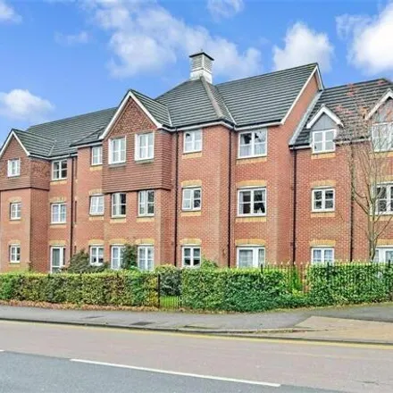 Rent this 1 bed apartment on Hillcroft Court in Chaldon Road, Caterham on the Hill