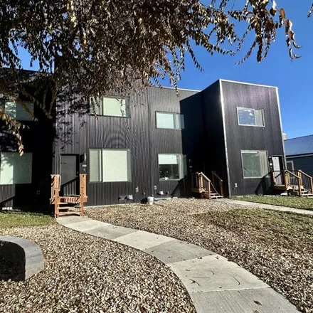 Buy this studio house on 62 East Burrows Street in Sheridan, WY 82801