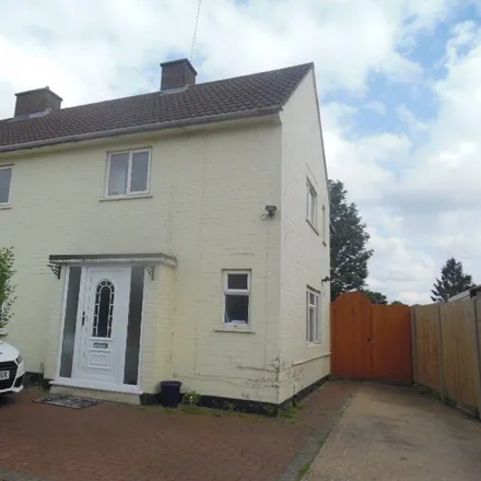 Rent this 4 bed duplex on Hornby Road in Earls Barton, NN6 0LF